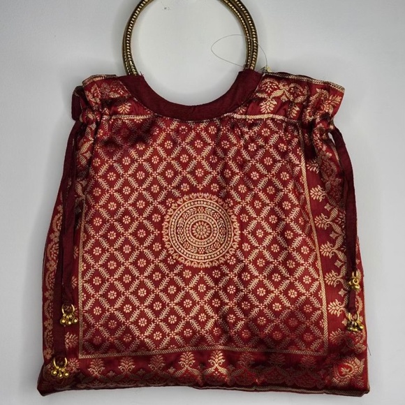 Maggi B Boho Mandela Wine and Gold 13x13” women’s Purse - Picture 1 of 11